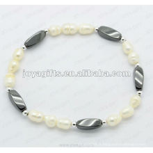 Bracelet à perles torsadées à l&#39;hématite magnétique 7.25 &quot;